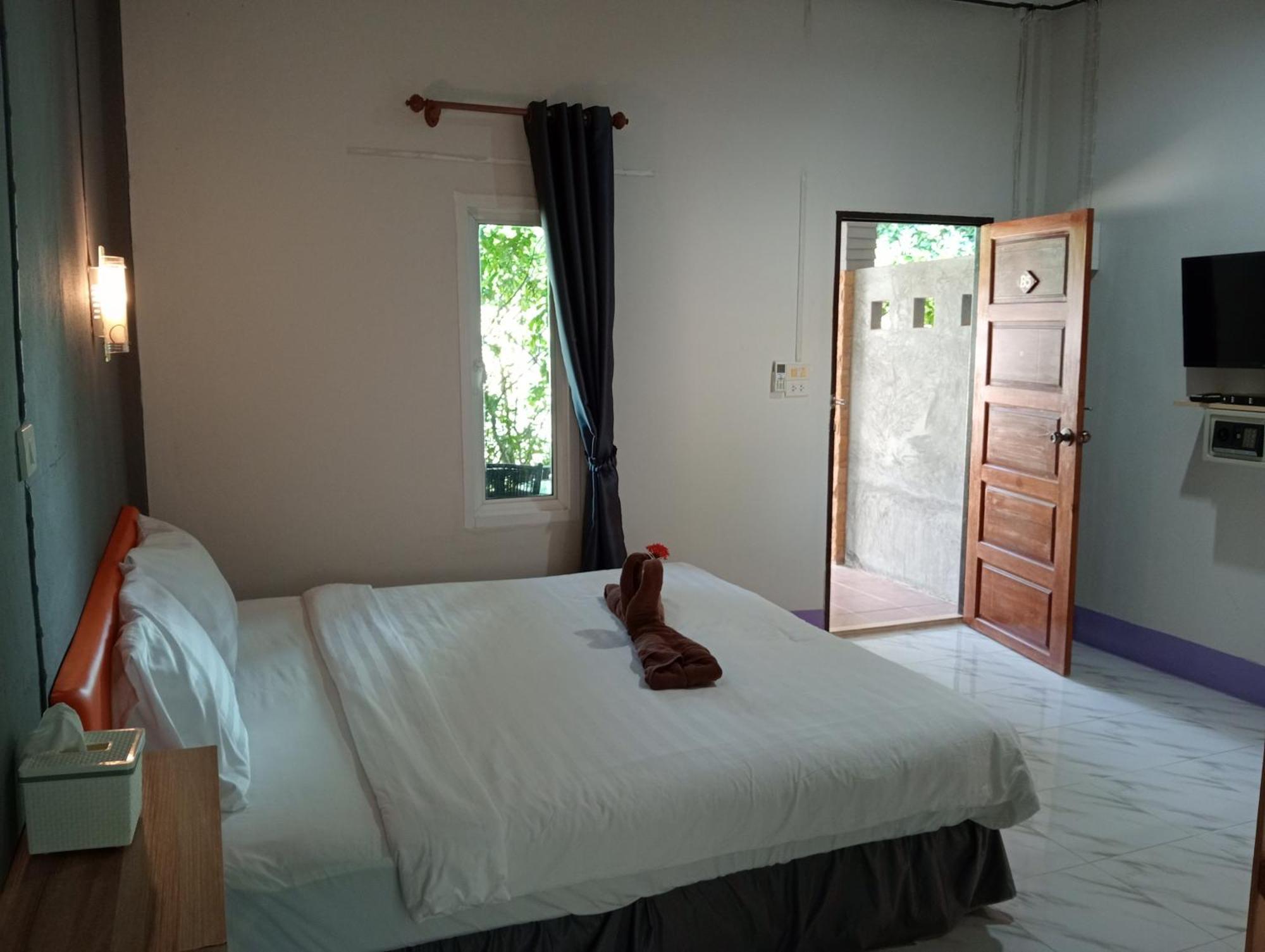 Lanta Beautiful Beach House Koh Lanta Bagian luar foto