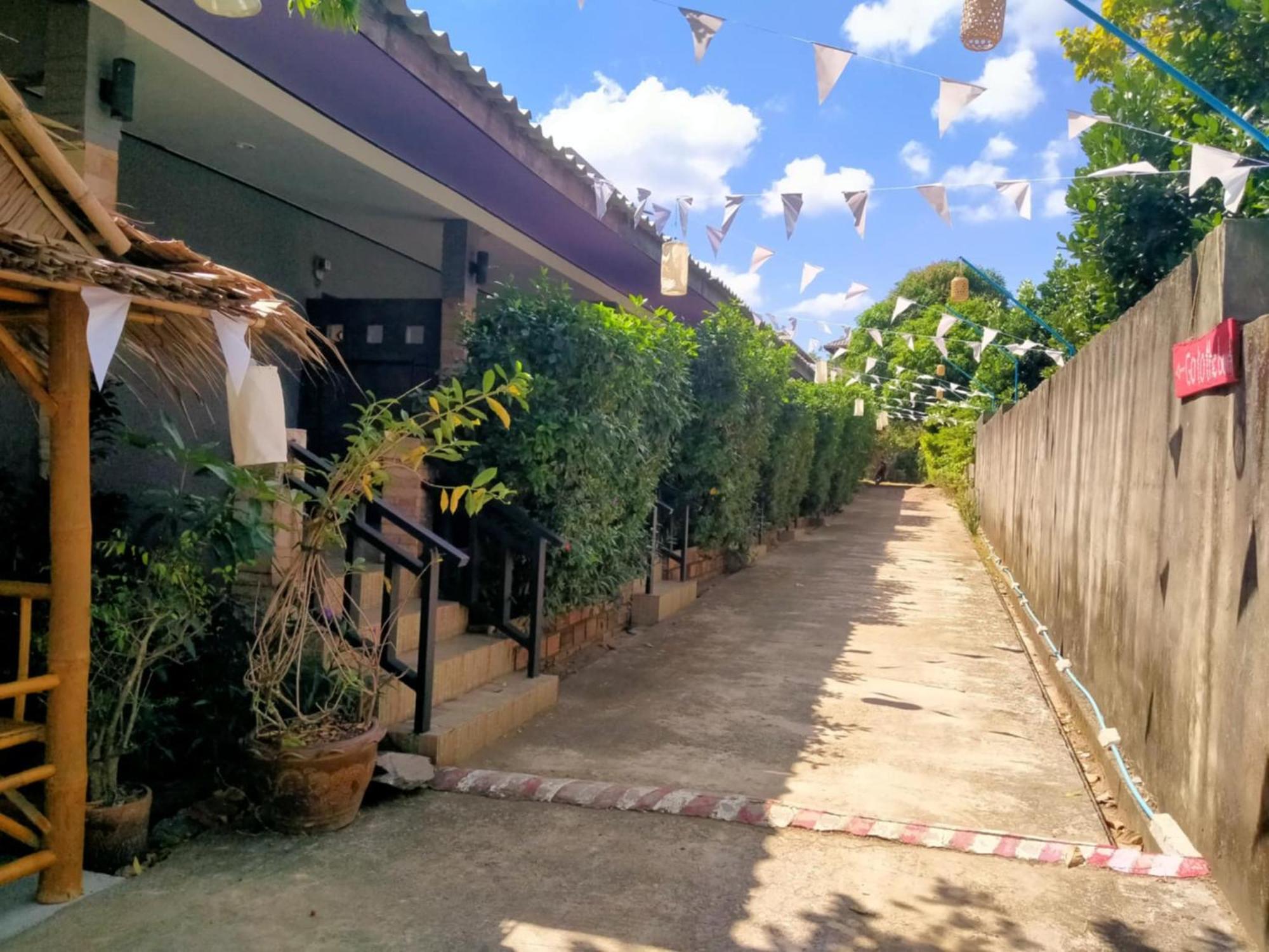 Lanta Beautiful Beach House Koh Lanta Bagian luar foto