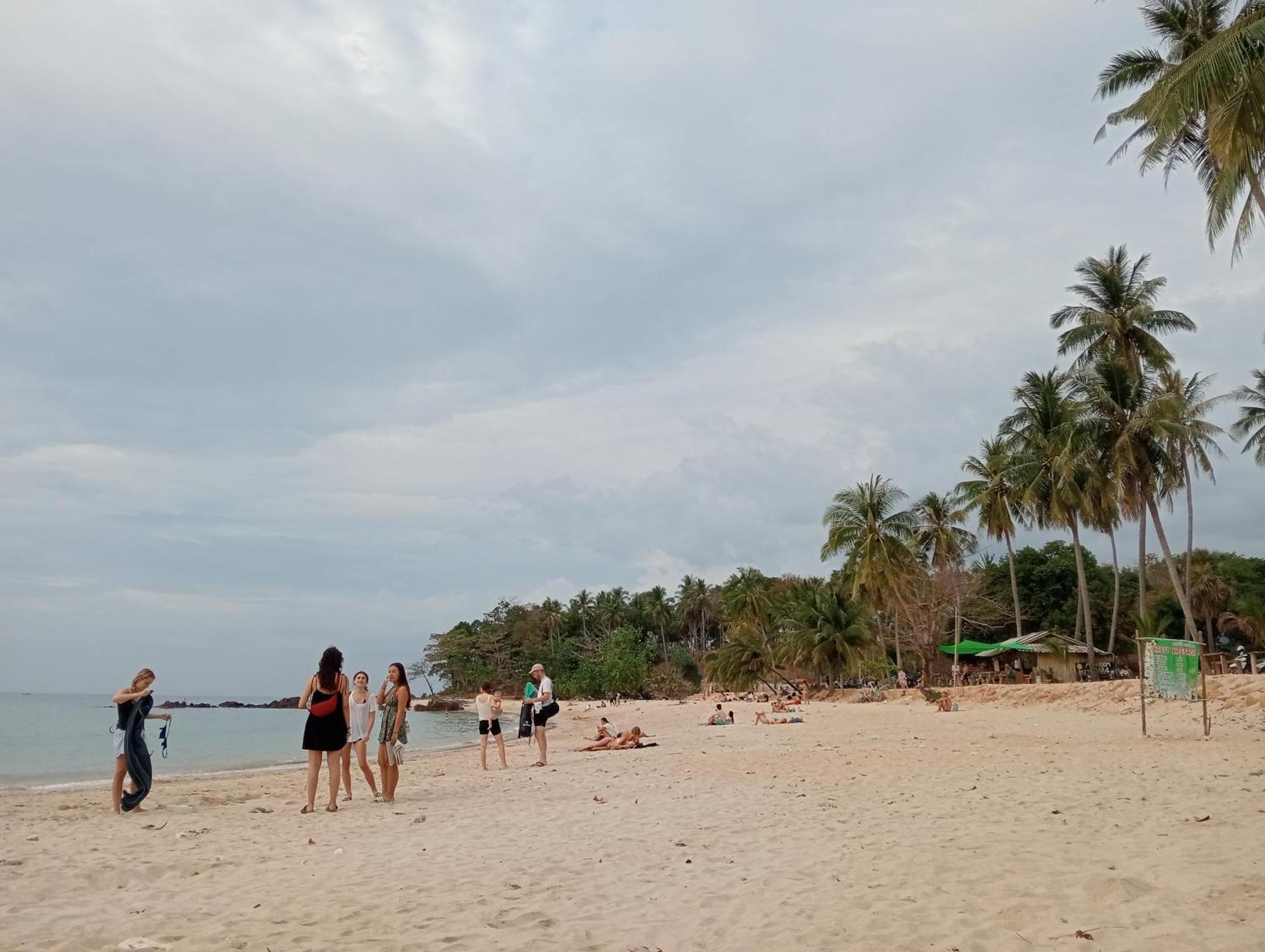 Lanta Beautiful Beach House Koh Lanta Bagian luar foto